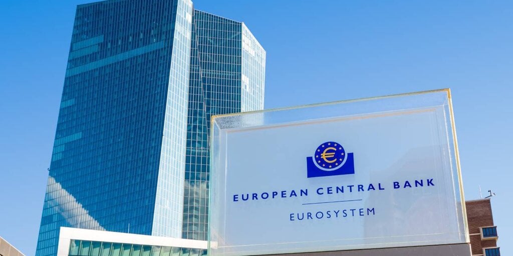 Trump Pro-Crypto Policy Could Trigger Global Financial Crisis: ECB Official